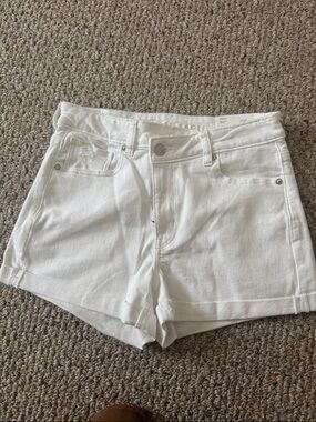 American Eagle Outfitters White High-Rise Jean Shorts